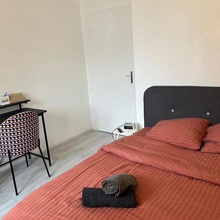 Appartement - Proche Rer - 2 Chambres & 4 Lits Double - Paris Orly Courcouronnes Bagian luar foto